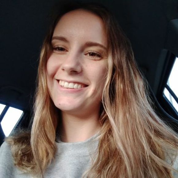 Meet your Posher, Emily - Picture 1 of 1